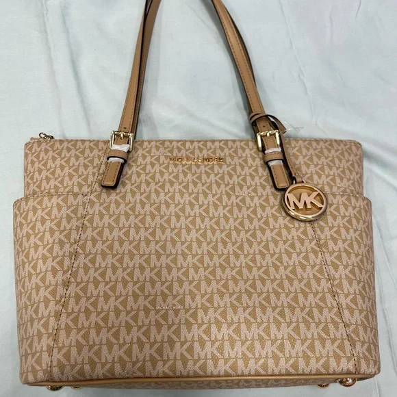 Michael Kors Camel Jet Set Item Tote Medium east west Top Zip